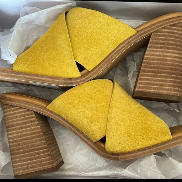 Marc Fisher Shoes - Marc Fisher Barli Wood Heel women's Suede Sandals US 9.5 Sun New In box